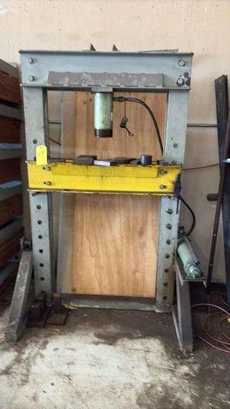 Simplex HSR-50T 50-Ton Hydraulic Shop Press with Hand Pump and Tooling, 6.25" Stroke