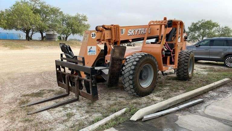 JLG Skytrak Telehandler Model 10054, 6,442 Hours, with 4’ Forks. Starts and Runs as of 8/4/26. Fleet FL-67