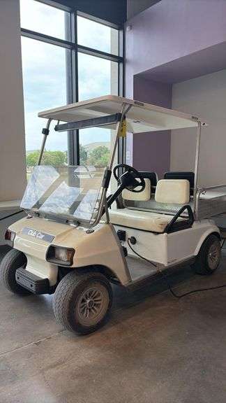 Club Car Silver Standard Golf Cart, 4 Seat, 48V Electric, Flip Cargo Deck, Serial 7H0725-394649, with Charger