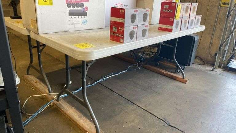 30”x 72” Lifetime Folding Table