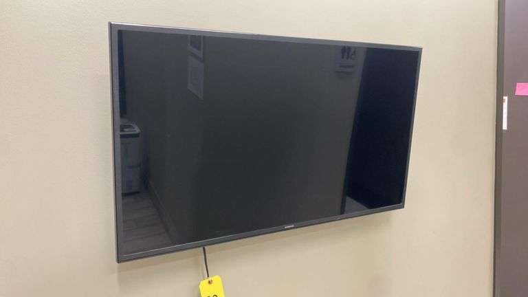 Samsung 43" 4K UHD Smart TV UN43MU6290FXZA, 2017, Wall Mount & Remote, Serial 06XL3CGJB15546T
