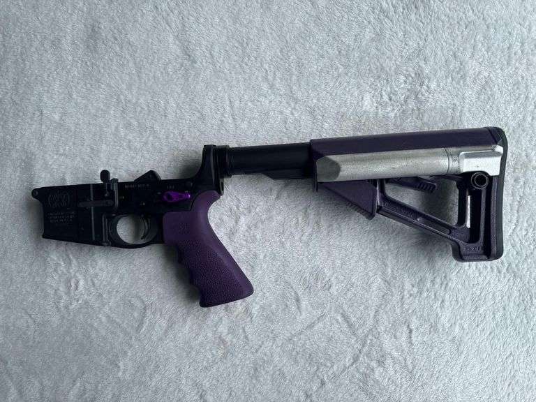 Smith & Wesson M&P 15 AR-15 Lower Receiver, Custom Purple Furniture, Magpul STR, SN SU39982
