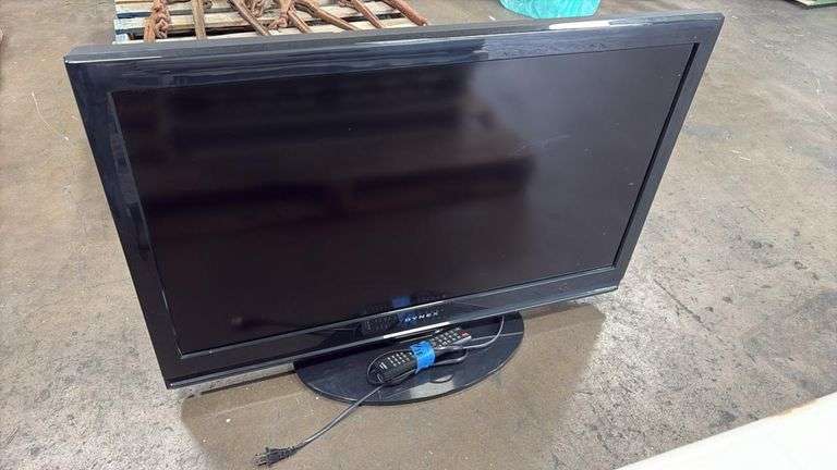 Dynex DX-37L200A12 37" LCD TV, 720p HD, 60Hz, 2 HDMI Inputs, Built-in HDTV Tuner