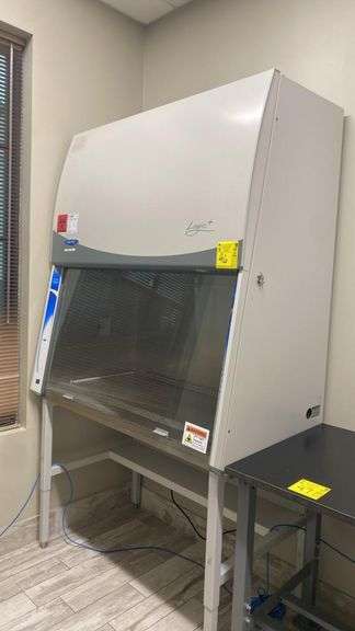 Labconco Logic+ Class II Type A2 Biosafety Cabinet, 4' Width, 10" Sash, UV, Stand