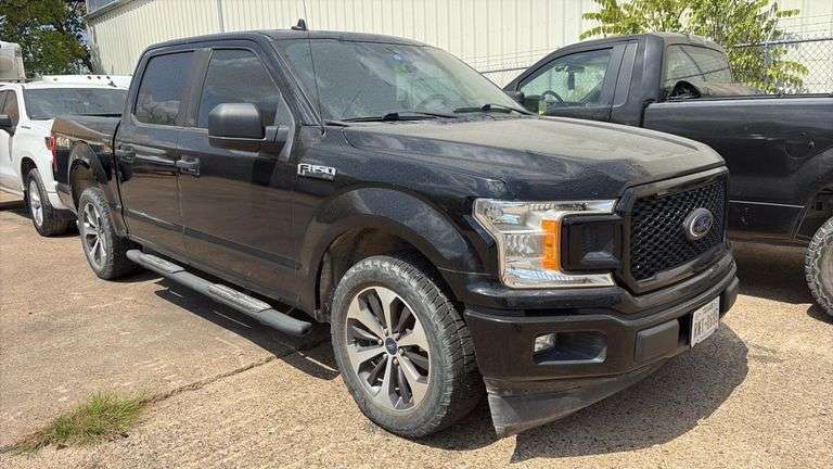 2020 Ford F-150 Crew Cab, Automatic, 20" Wheels, 105152 Miles, VIN 1FTEW1CP4LKE15138, Starts and Runs with a jump as of 9.9.26