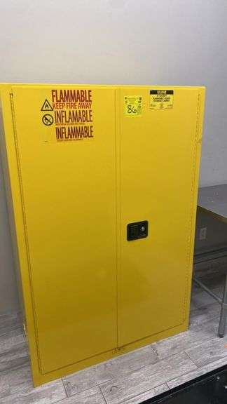 Uline H-1564M-Y Flammable Storage Cabinet, 45 gal, Manual, Double-Wall Steel, FM/NFPA/OSHA, Serial Number: RM0870051