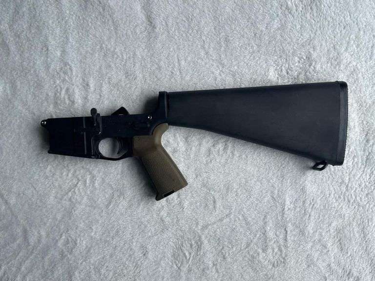 Seekins Precision SP15 Lower Receiver, Multi Cal, Fixed Stock, Magpul Grip, SBA03554