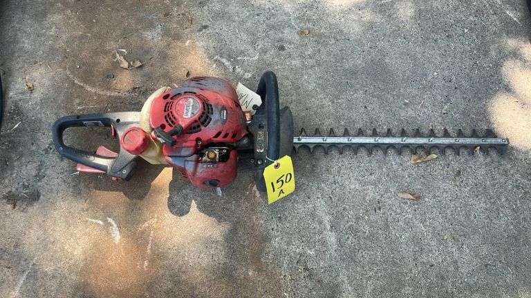 Shindaiwa DH232 Gas Hedge Trimmer, 21.2 cc Engine, 22.8" Double-Sided Blades