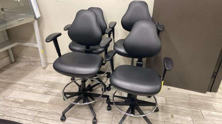 VWR Lab Chair with Arms, Model 76308-740, Adjustable Height 22.75–32", Black Vinyl, Serial Number: X2407776.