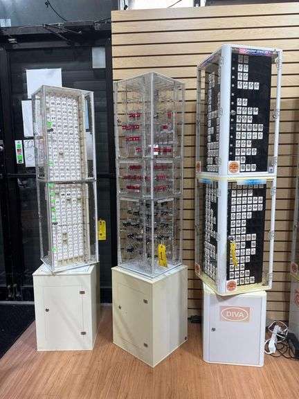 (3) Retail Spinning Earring Display Cabinets with 600+ Fashion Jewelry Pieces