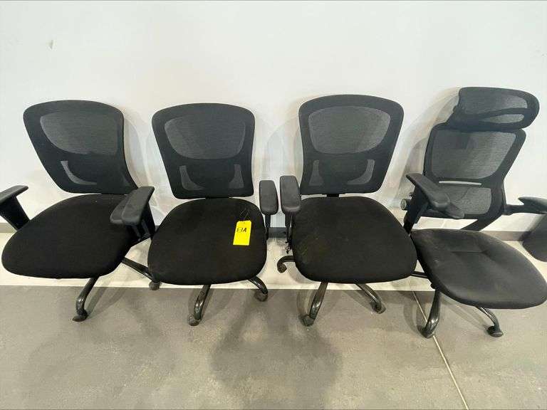 Lot of (4) Black Mesh Office Task Chairs, Metal Frame, Armrests, Portable
