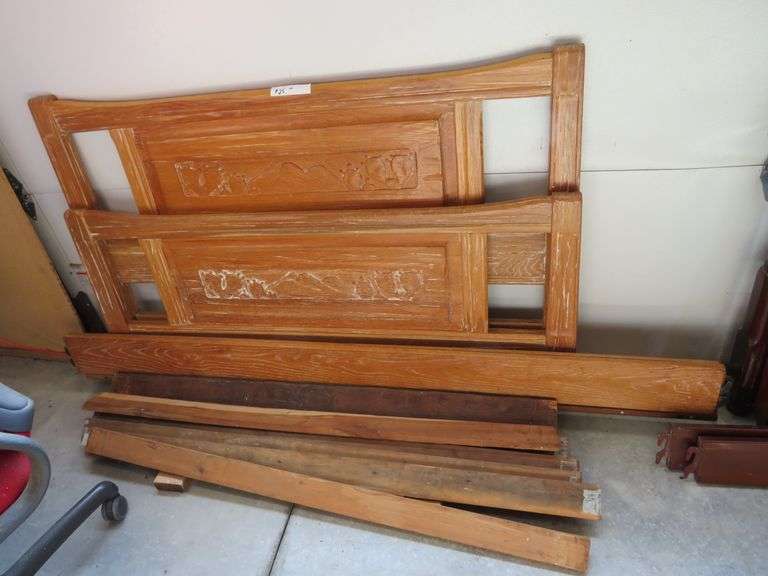 Full size bed frame, head/footboard