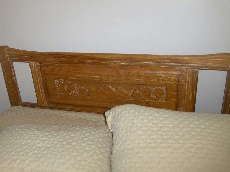 Full size bed frame, head/footboard