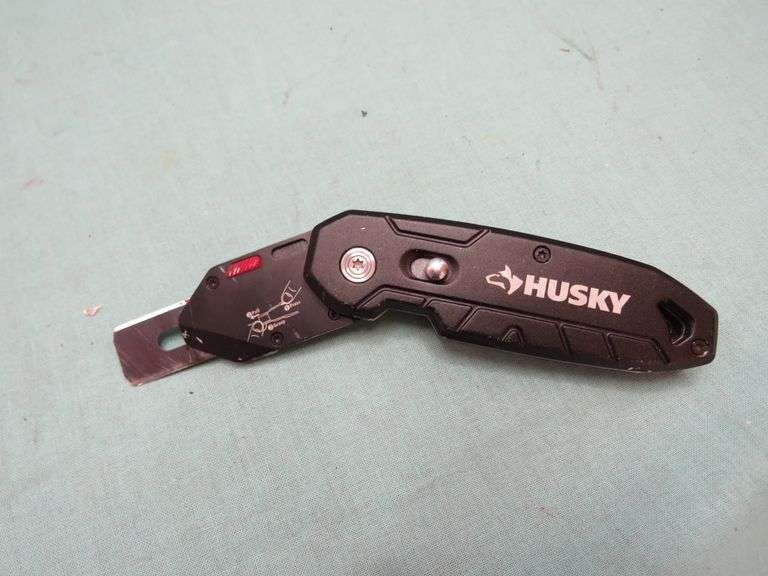 Husky Folding Utility Knife