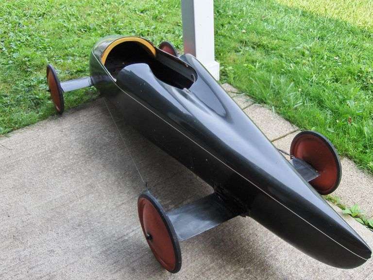 Race-Winning Soap Box Derby Car – Fiberglass Speed Machine!