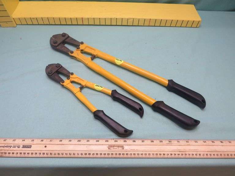 2 Bolt Cutters