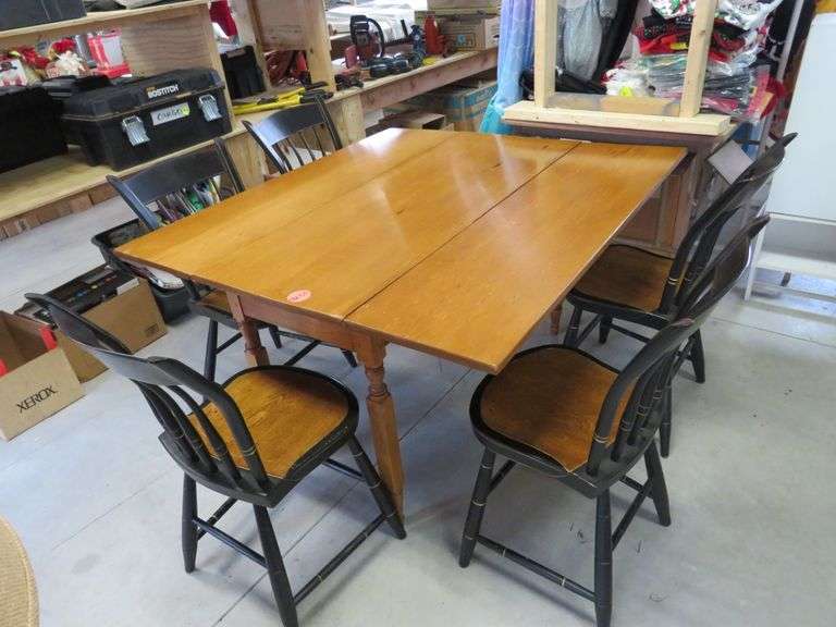 Vintage Drop-Leaf Dining Table with 5 Chairs