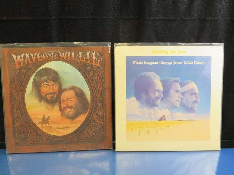 Outlaw Country Legends Vinyl Lot – Willie & Waylon + Haggard/Jones/Nelson