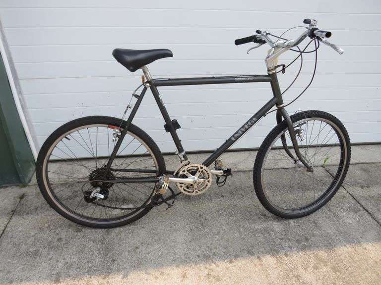 Vintage Univega Alpina Uno Steel Hybrid Bicycle