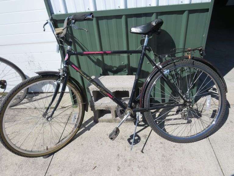 Vintage Columbia 5-Speed Men's Bicycle with Rear Cargo Rack