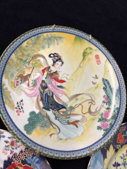 Imperial Jingdezhen Porcelain Plate