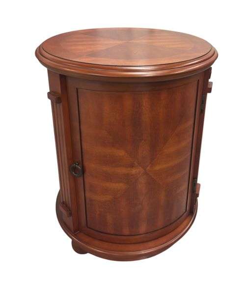 Round Cabinet