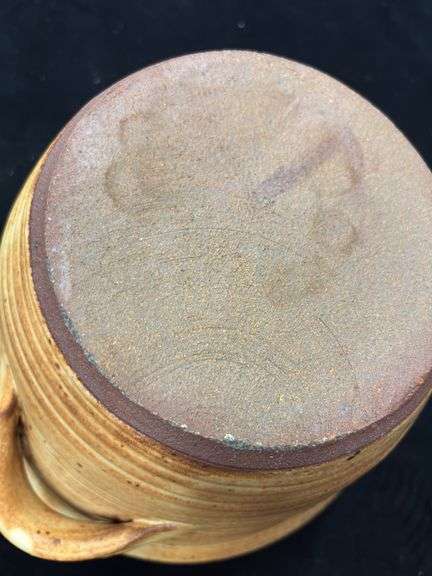 Pottery Bowl with Lid