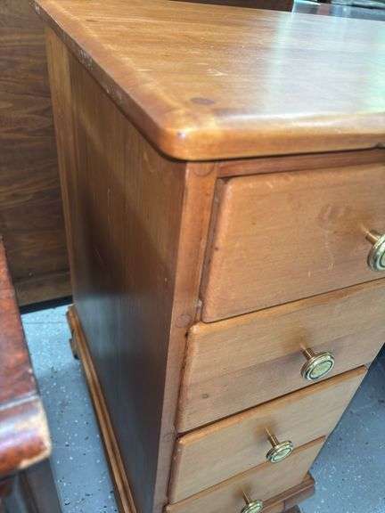 Petite Desk