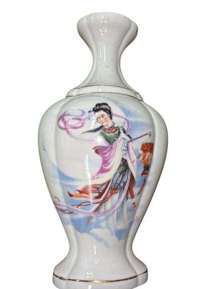 Vintage Dairen China Porcelain Wine Bottle