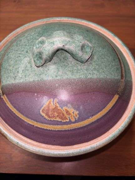 Pottery Bowl with Lid