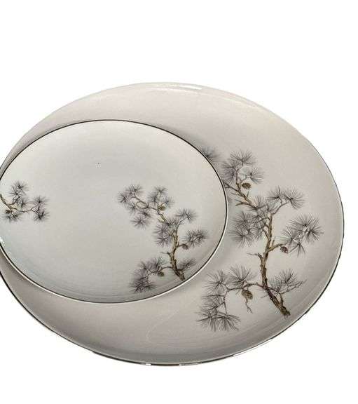 Fashion Manor Japan China Set