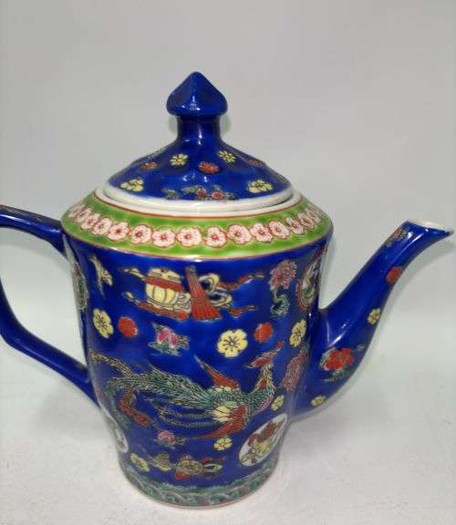 Famille Rose Teapot Set