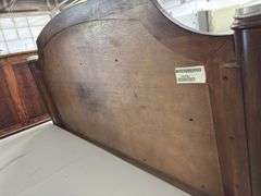 Thomasville Queen Bed