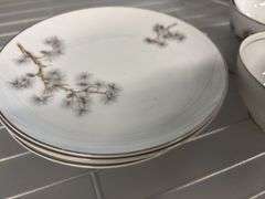 Fashion Manor Japan China Set