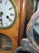 E. Ingraham & Co Vintage Clock