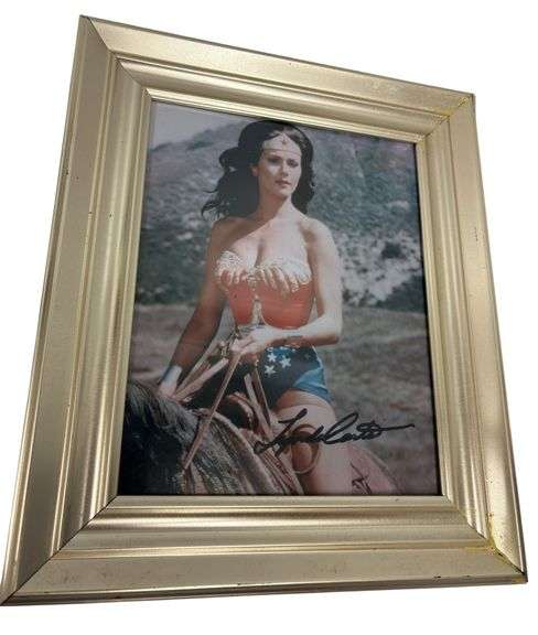 Linda Carter Wonder Woman Signed Photo