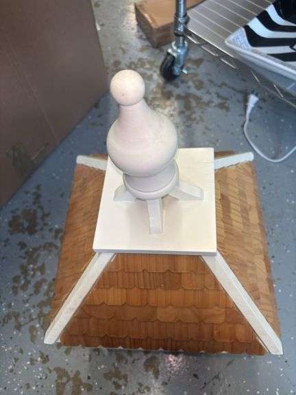 Country Nests Bird Feeder