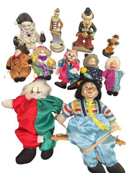 Clown Dolls and Figurines