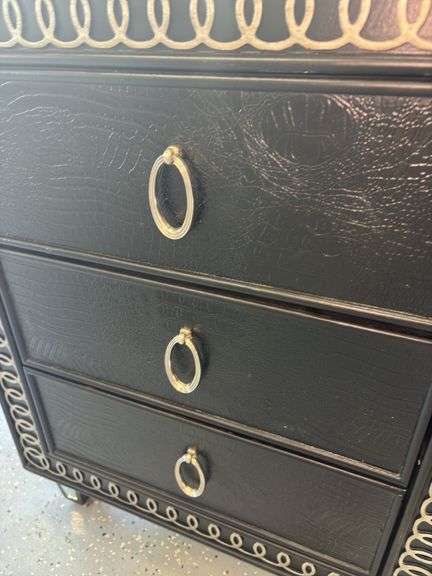 Accent Table