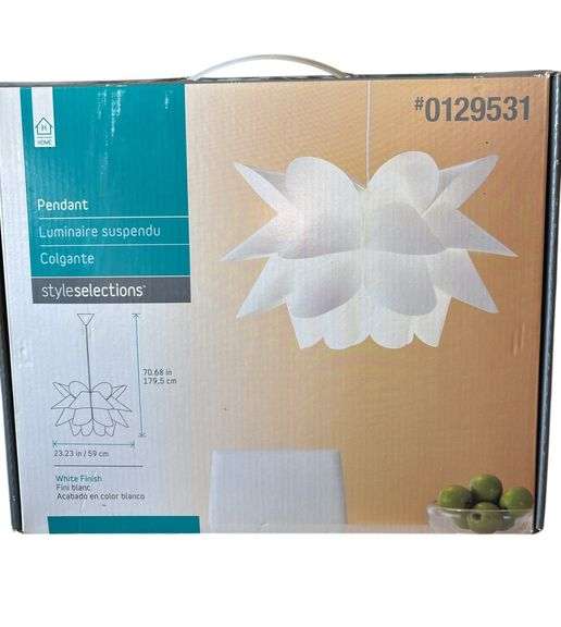 Styleselections Designer Suspension Flower White Light Fixture