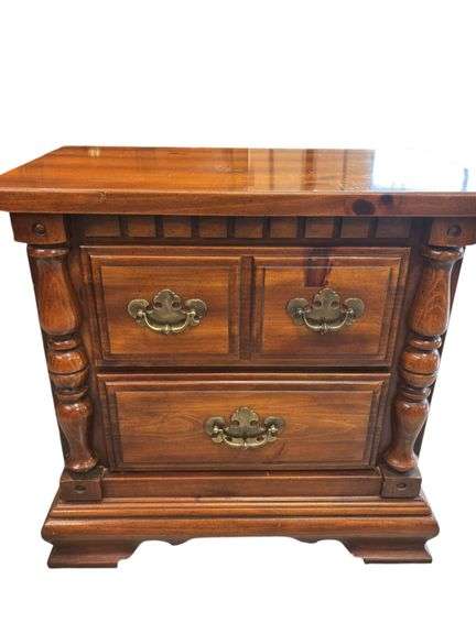 Broyhill Nightstand