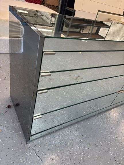 O.B. Solie for Ello Mirrored Desser