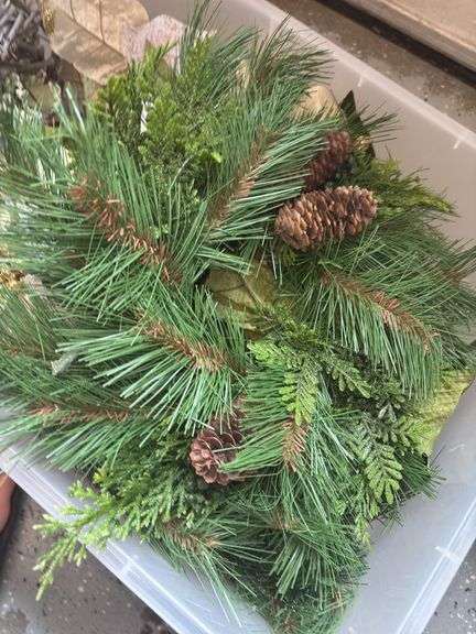 Holiday Crafting and Decor