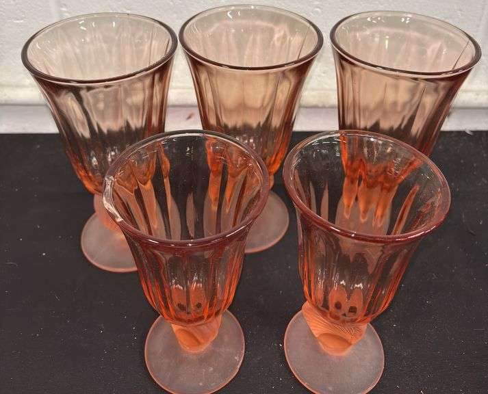 Vintage Fostoria Captiva Peach Stemware Shell Wine Glass