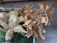 Holiday Crafting and Decor