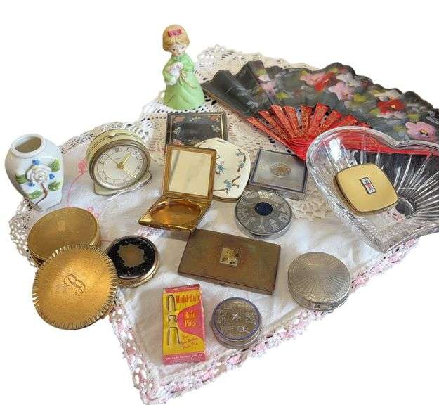 Variety of Purse Compacts