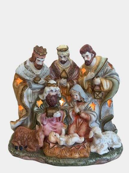Cracker Barrel Lighted Nativity