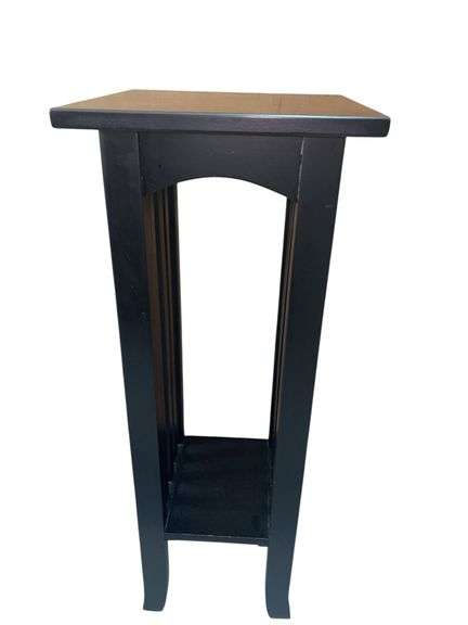 Side Table/Plant Stand
