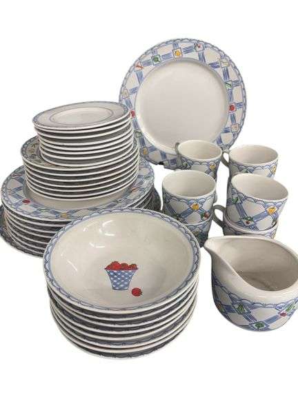 Pfaltzgraff Country Market Dinnerware