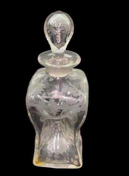 Vintage/Antique Pinch Barbers Decanter